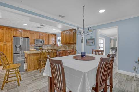 799 Huff Road, Haverhill FL - photo 15 of 59