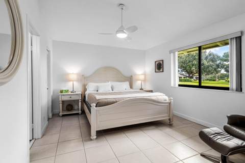 526 Club Drive, Palm Beach Gardens FL - photo 10 of 61