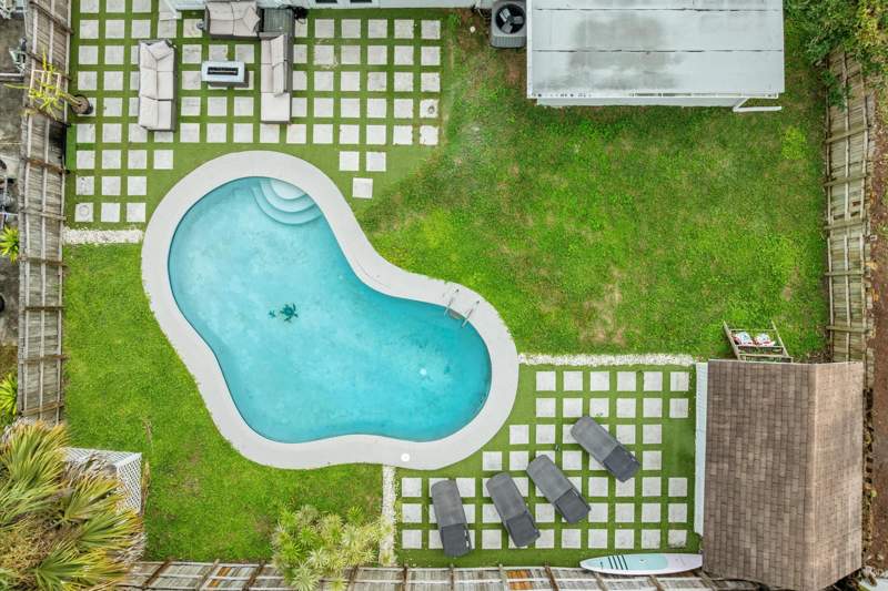 3 bedroom Single Family Residence at 1339 SW 46th Avenue, Broadview Park Sec 3, Fort Lauderdale — photo 2