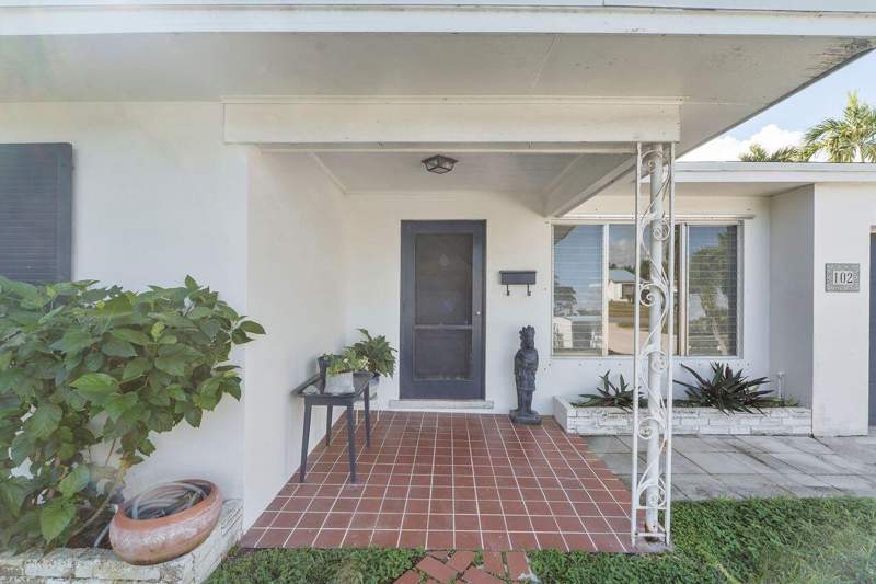 2 bedroom Single Family Residence at 102 NW 12th Street, Pineridge Heights Delray, Delray Beach — photo 4