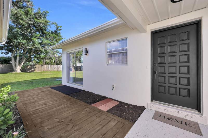 2 bedroom Single Family Residence at 311 NW Byron Street, Port St Lucie Section 25, Port St. Lucie — photo 3