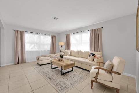 311 NW Byron Street, Port St. Lucie FL - photo 11 of 41