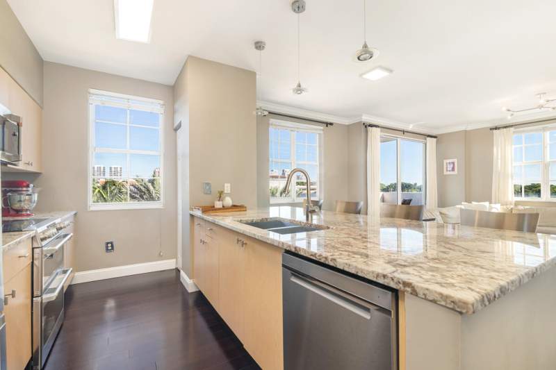 2 bedroom Condominium at 616 Clearwater Park Road #412, Montecito Palm Beach Condo, West Palm Beach — photo 4