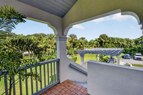 704 Ryder Cup Circle, Palm Beach Gardens FL - photo 8 of 110