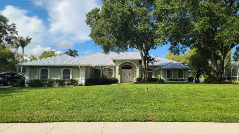 4 bedroom Single Family Residence at 5530 SW Orchid Bay Drive, Orchid Bay, Palm City — photo 4