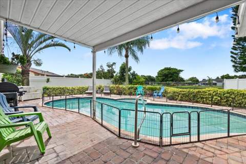 8059 Rose Marie Avenue, Boynton Beach FL - photo 7 of 34