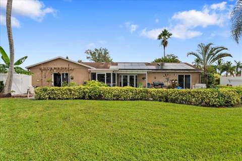 8059 Rose Marie Avenue, Boynton Beach FL - photo 10 of 34