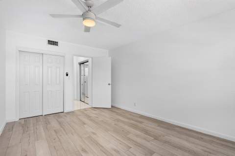 2555 NE 11th Street #404, Fort Lauderdale FL - photo 16 of 22