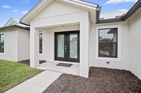 1322 SW Calmar Avenue, Port St. Lucie FL - photo 8 of 23