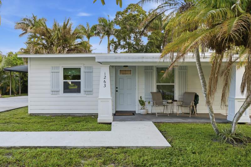 3 bedroom Single Family Residence at 1263 SW Thelma Street, Belle View Court, Palm City — photo 5