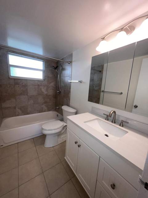 2555 NE 11th Street #508, Fort Lauderdale FL - photo 7 of 15