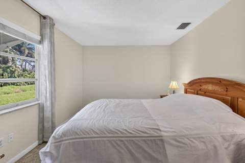 10084 N Meridian Way #3, Palm Beach Gardens FL - photo 14 of 41