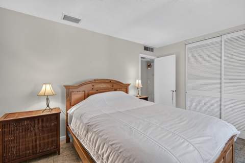 10084 N Meridian Way #3, Palm Beach Gardens FL - photo 15 of 41