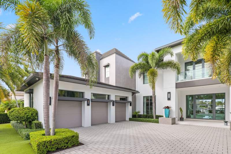 6 bedroom Single Family Residence at 169 W Key Palm Road, Royal Palm Yacht & Country Club, Boca Raton — photo 3