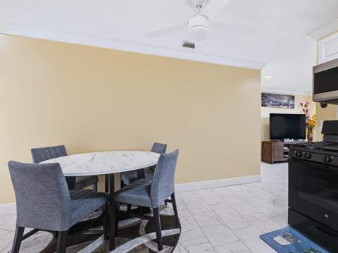 4966 Pimlico Court, West Palm Beach FL - photo 10 of 24