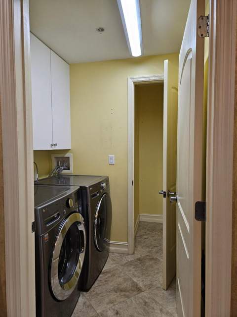 801 S Olive Avenue #1506, West Palm Beach FL - photo 9 of 33