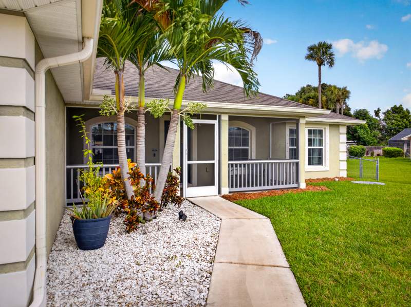3 bedroom Single Family Residence at 1337 SW Porter Road, Port St Lucie Section 14, Port St. Lucie — photo 4