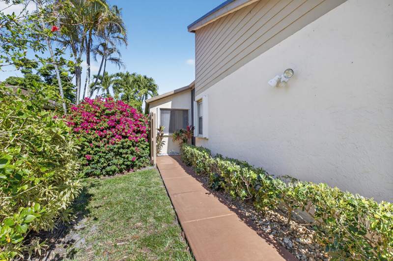 0 bedroom Single Family Residence at 2601 NW 15th Street, Rainberry Bay Sec 8, Delray Beach — photo 2