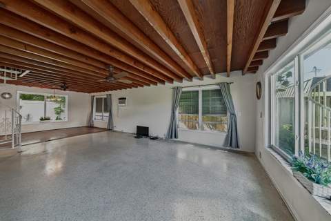 116 NE 22nd Street, Wilton Manors FL - photo 11 of 39