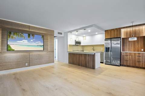 3076 Newport Drive #Q, Deerfield Beach FL - photo 10 of 45