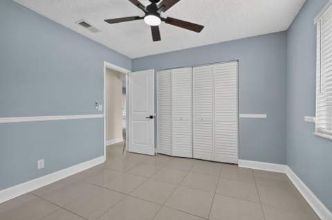 10145 Penzance Lane, Royal Palm Beach FL - photo 9 of 61