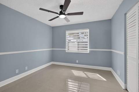 10145 Penzance Lane, Royal Palm Beach FL - photo 12 of 61