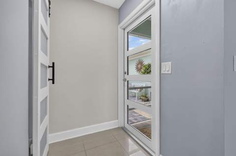10145 Penzance Lane, Royal Palm Beach FL - photo 14 of 61