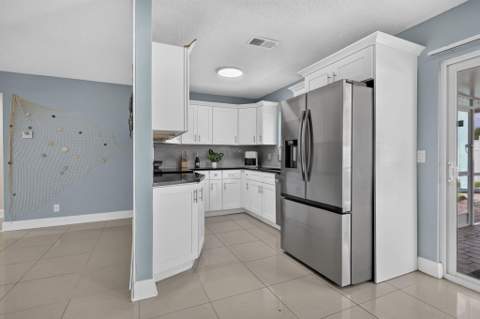 10145 Penzance Lane, Royal Palm Beach FL - photo 22 of 61