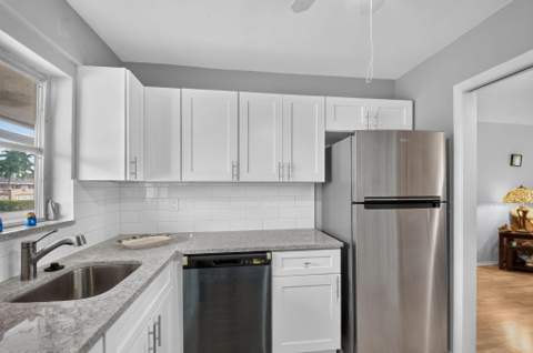 2593 Dudley Drive #I, West Palm Beach FL - photo 7 of 36