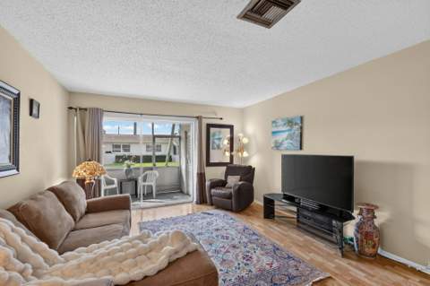 2593 Dudley Drive #I, West Palm Beach FL - photo 9 of 36