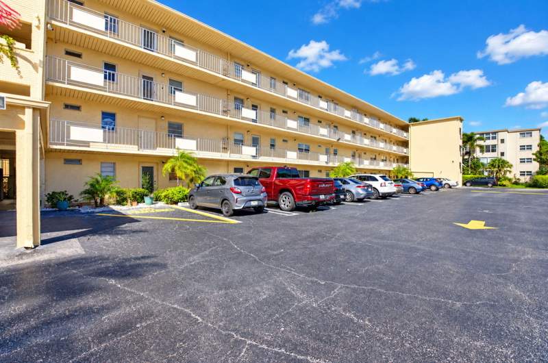 1 bedroom Condominium at 2615 NE 3rd Court #2130, Village Royale Greenwood Condo, Boynton Beach — photo 3