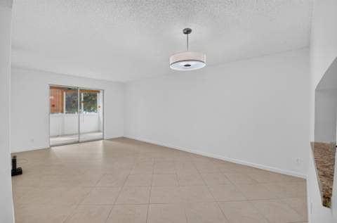 2615 NE 3rd Court #2130, Boynton Beach FL - photo 11 of 45