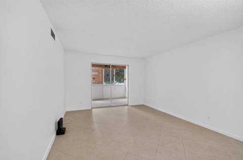 2615 NE 3rd Court #2130, Boynton Beach FL - photo 12 of 45