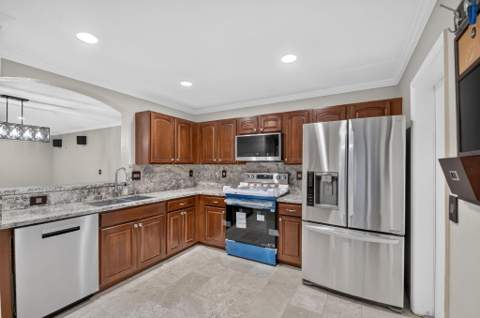 6143 Whalton Street, West Palm Beach FL - photo 7 of 60