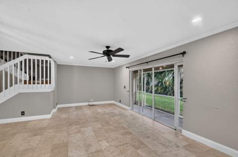 6143 Whalton Street, West Palm Beach FL - photo 12 of 60