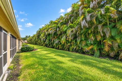 6143 Whalton Street, West Palm Beach FL - photo 20 of 60