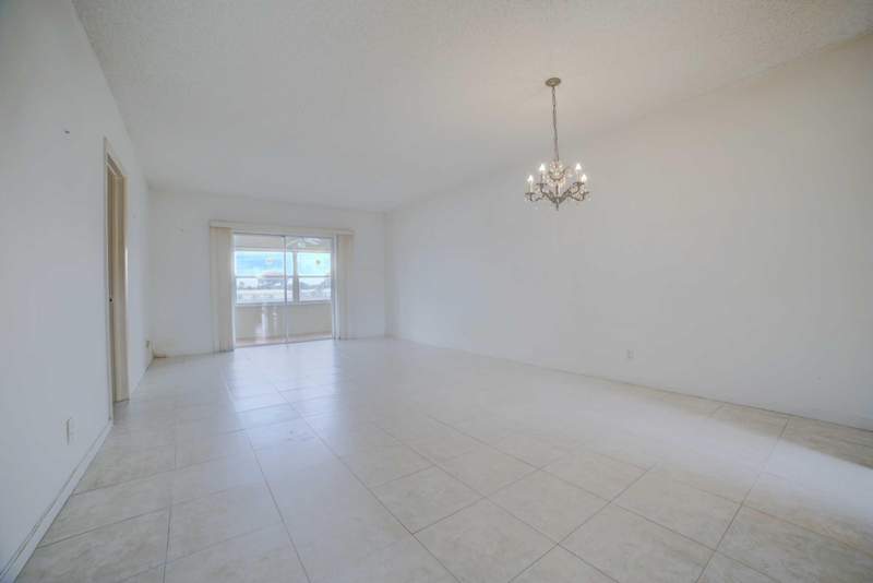 2 bedroom Condominium at 1118 Lake Terrace #215, Leisureville Lake Condo, Boynton Beach — photo 5