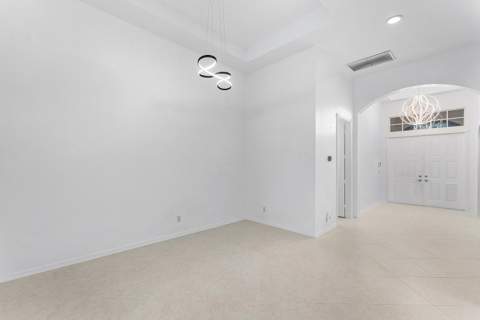 10086 Mizner Falls Way, Boynton Beach FL - photo 9 of 83