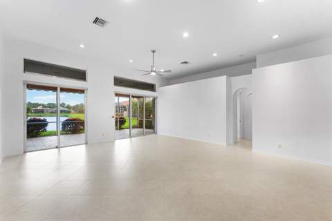 10086 Mizner Falls Way, Boynton Beach FL - photo 21 of 83