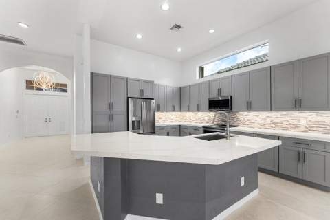 10086 Mizner Falls Way, Boynton Beach FL - photo 11 of 83