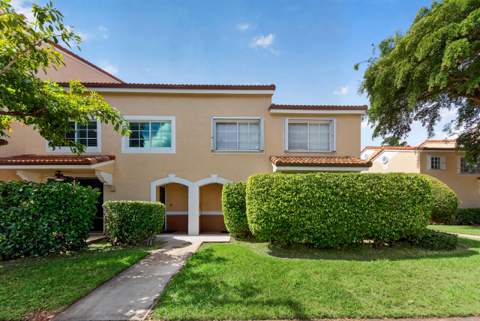 131 Yacht Club Way #109, Hypoluxo FL - photo 6 of 54