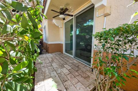 131 Yacht Club Way #109, Hypoluxo FL - photo 8 of 54