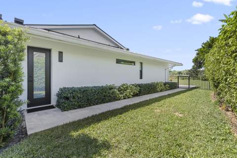 612 Pine Lake Drive, Delray Beach FL - photo 22 of 52