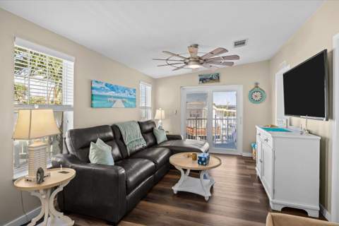 1092 Nettles Boulevard, Jensen Beach FL - photo 12 of 69