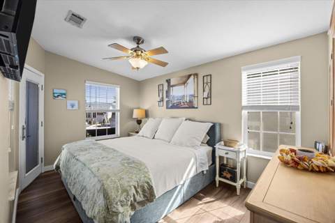 1092 Nettles Boulevard, Jensen Beach FL - photo 15 of 69