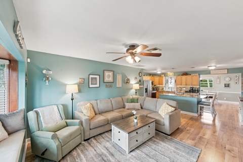 804 NW 10th Avenue, Boynton Beach FL - photo 9 of 35