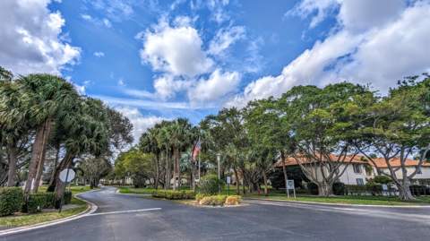 3002 Lucerne Park Drive #5121, Greenacres FL - photo 6 of 57