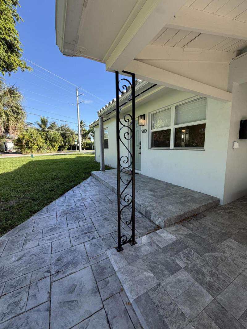 2 bedroom Single Family Residence at 900 Citrus Isle, South New River Isles Sec, Fort Lauderdale — photo 3