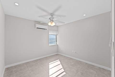 128 E Central Boulevard, Lantana FL - photo 16 of 39