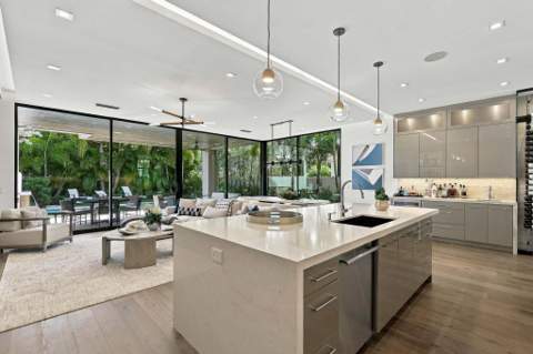 140 NE Wavecrest Way, Boca Raton FL - photo 11 of 110